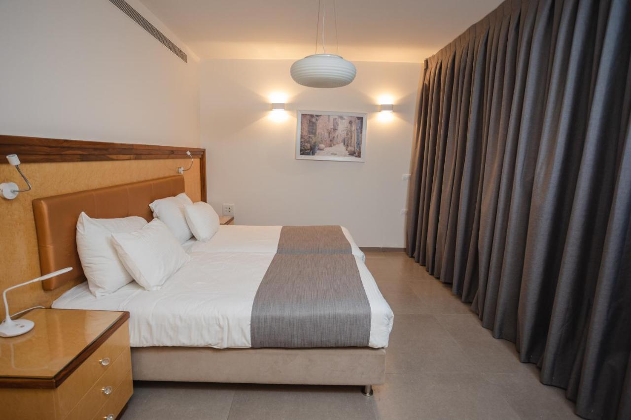 Luxury Apartments Boutique Haneviim エルサレム エクステリア 写真